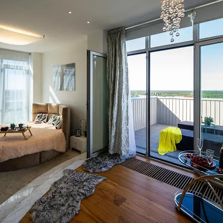 Amazing Penthouse And Spa Apartman Riga
