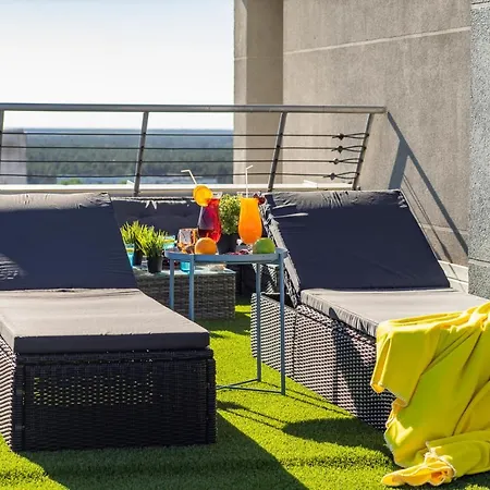 Skyhouse Private Penthouse And アパート *