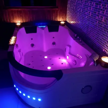 Amazing Penthouse And Spa * Riga